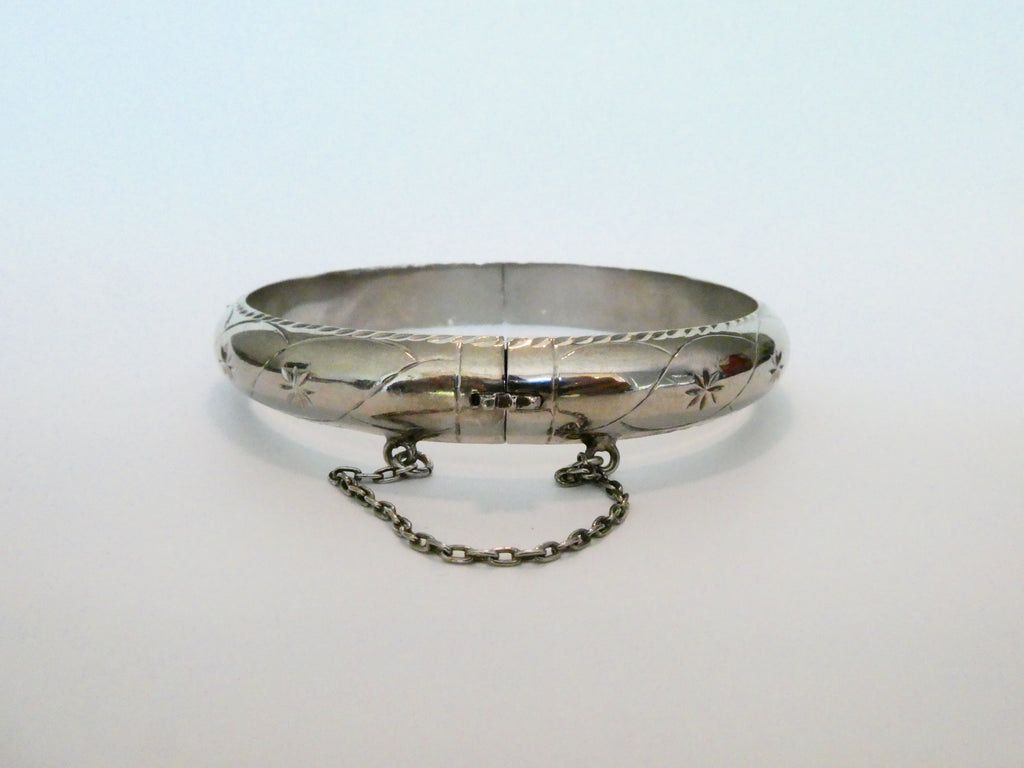 Vintage Silver Flower Bangle