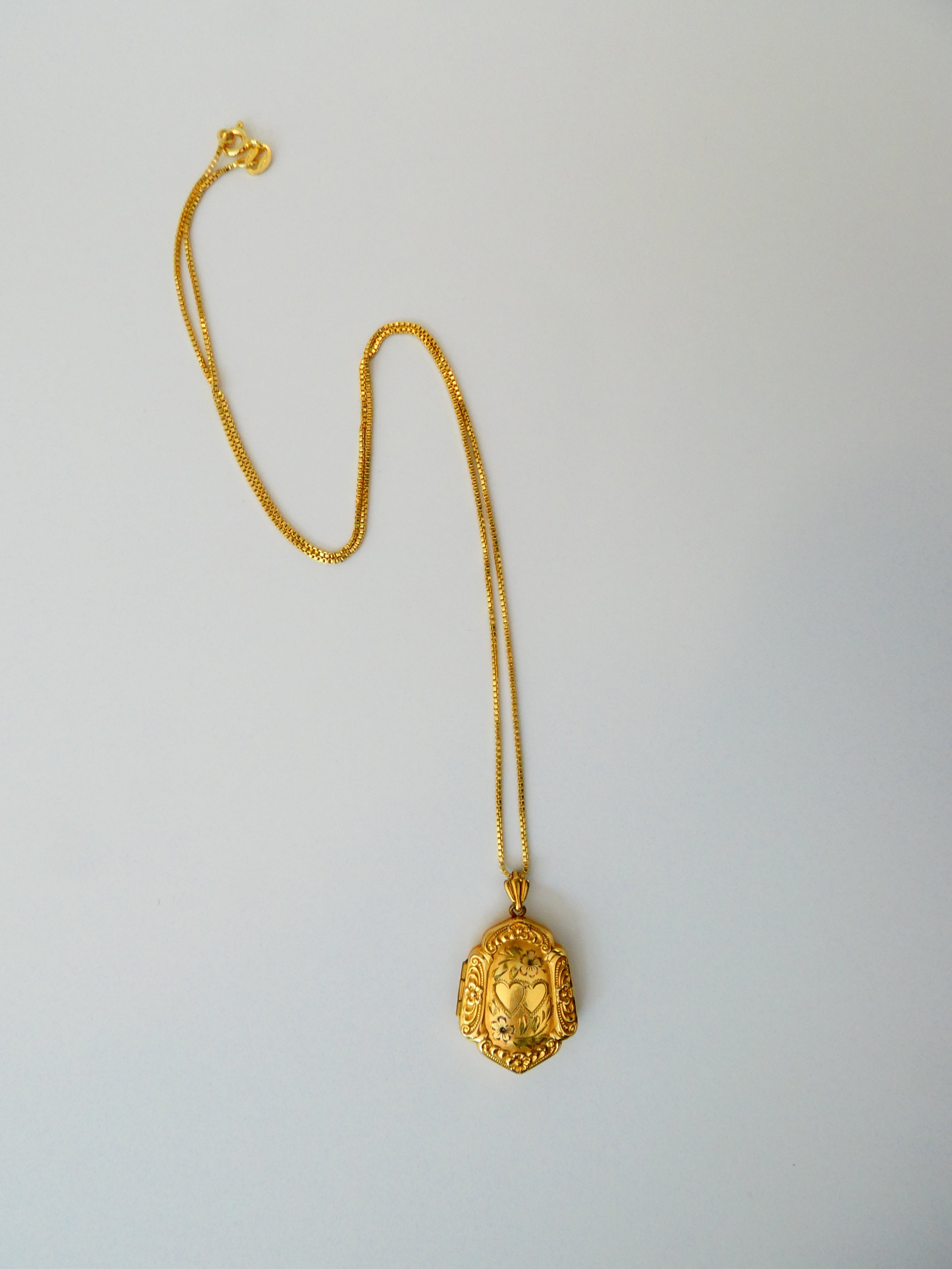 Vintage Gold-Filled Belle Locket
