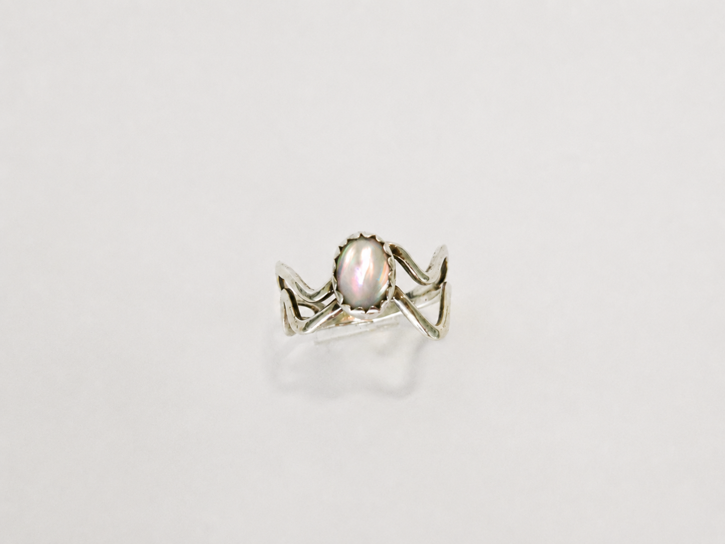 Vintage Pearl Wave Ring