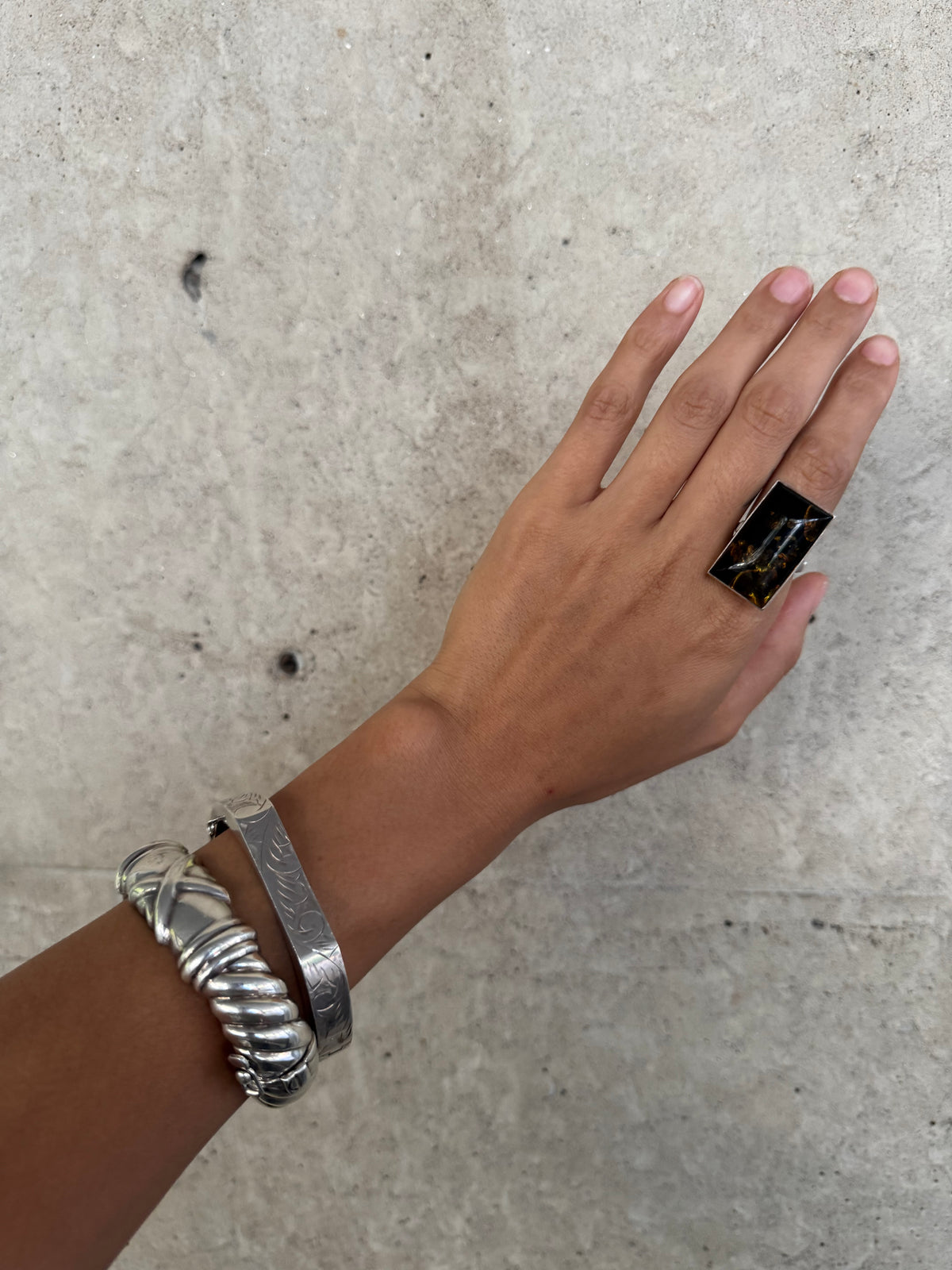 Vintage Silver Modernist Ribbed Bangle Bracelet