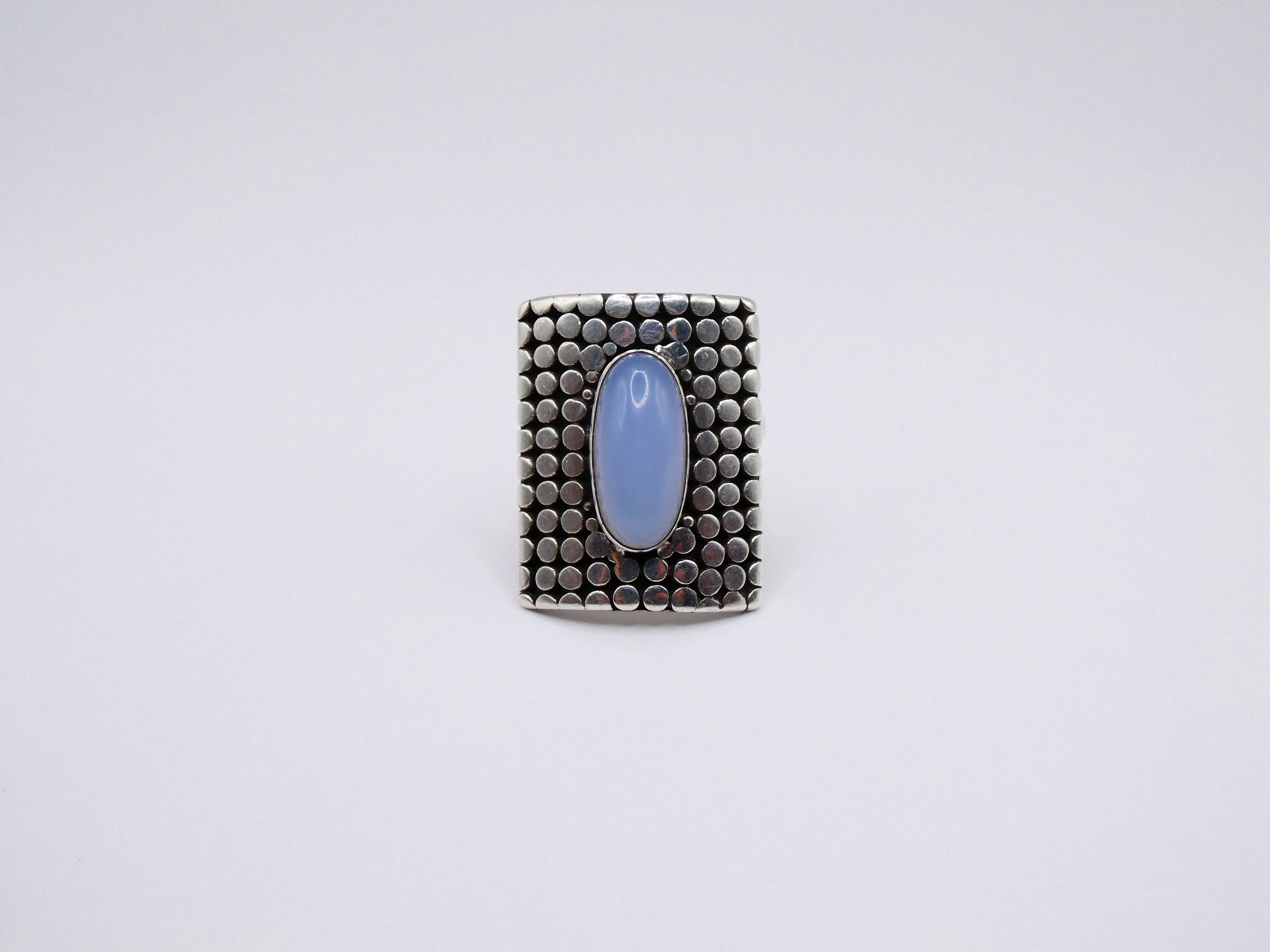 Vintage Silver Calcedony Cabochon Statement Ring