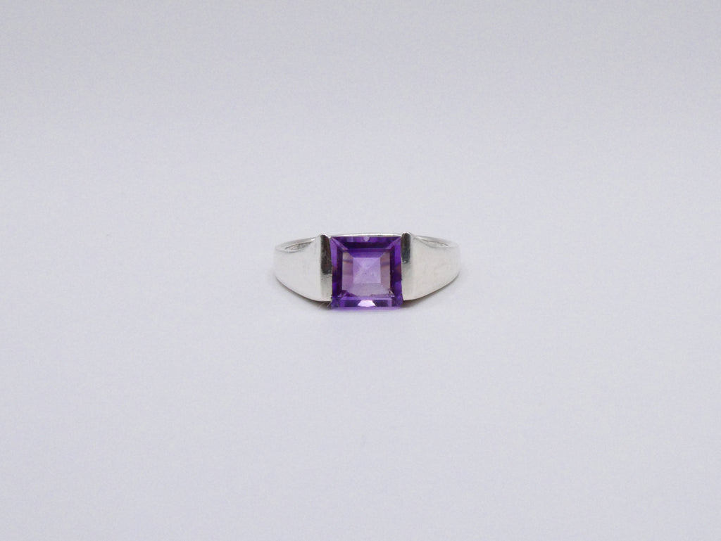 Vintage Silver Amethyst Ring