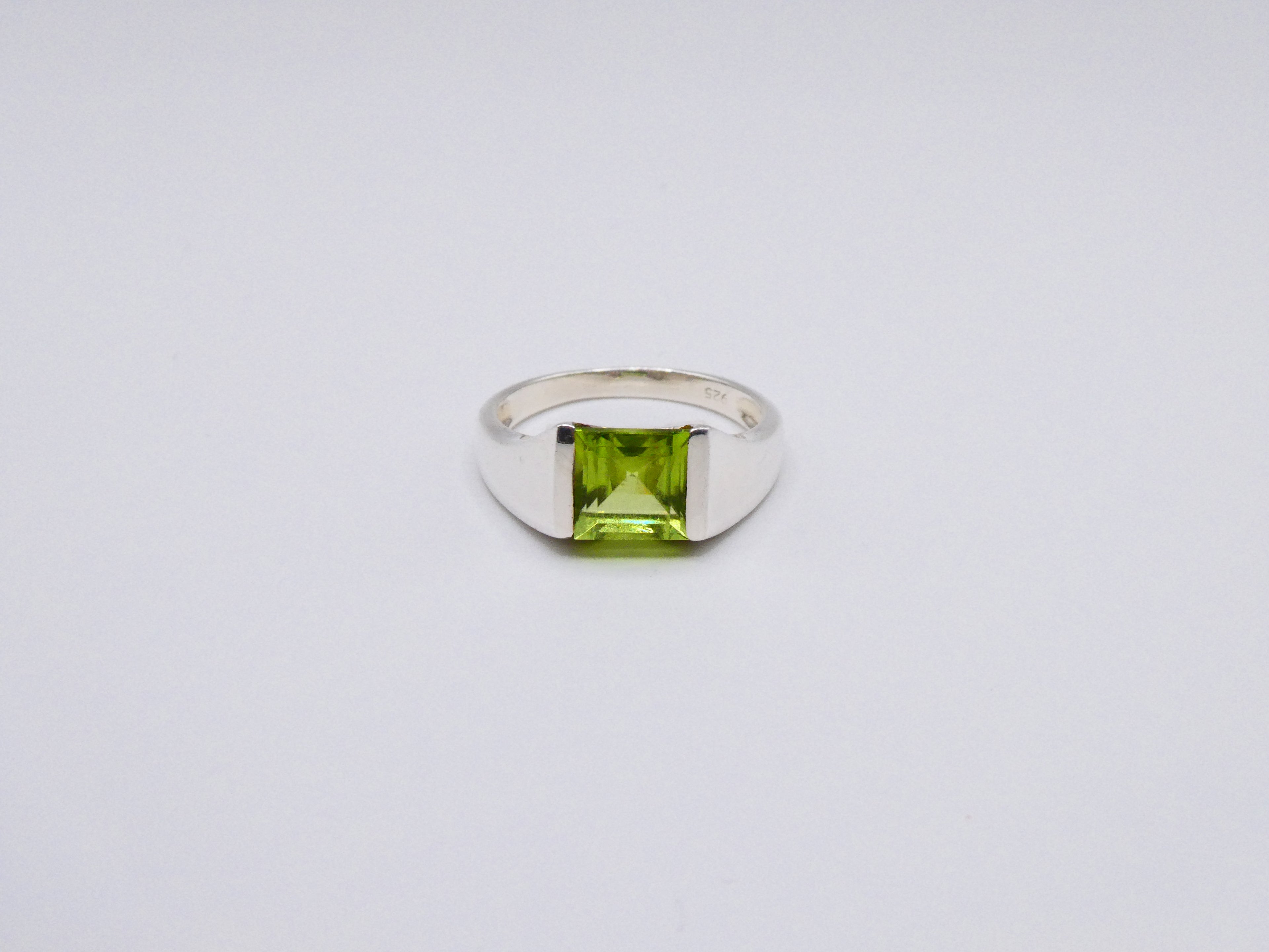 Vintage Silver Peridot Ring
