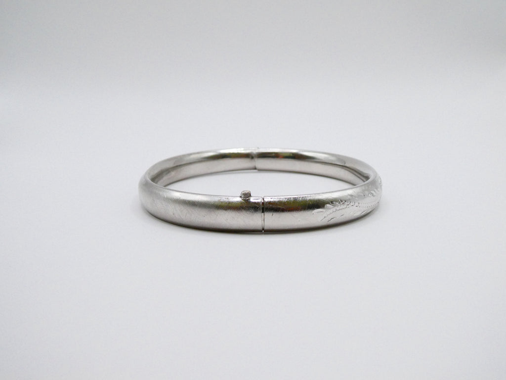 Vintage Silver Etched Hinge Bangle Bracelet