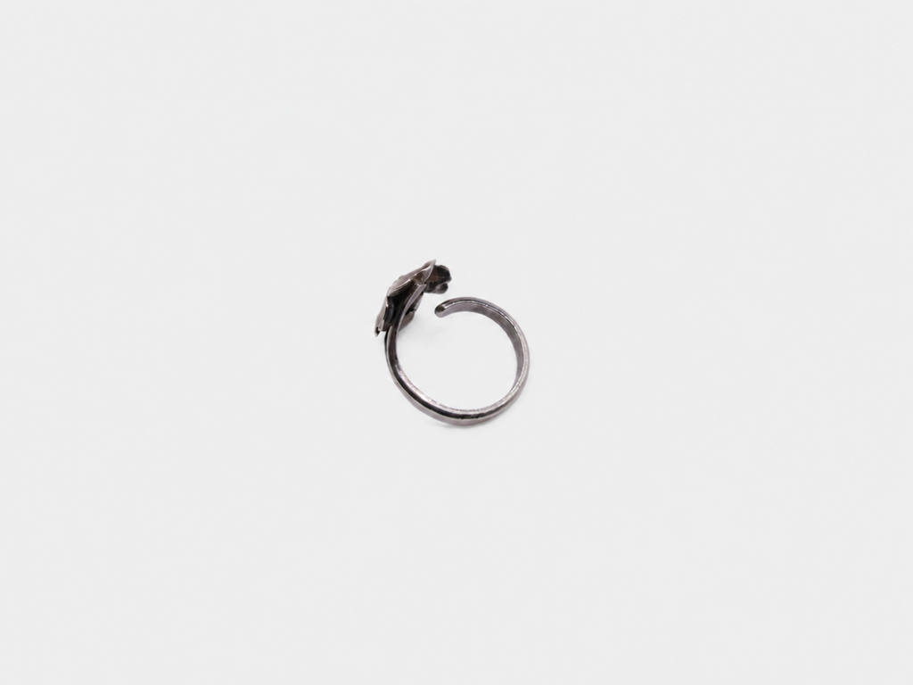 Vintage Silver Stuart Nye Dogwood Flower Adjustable Ring