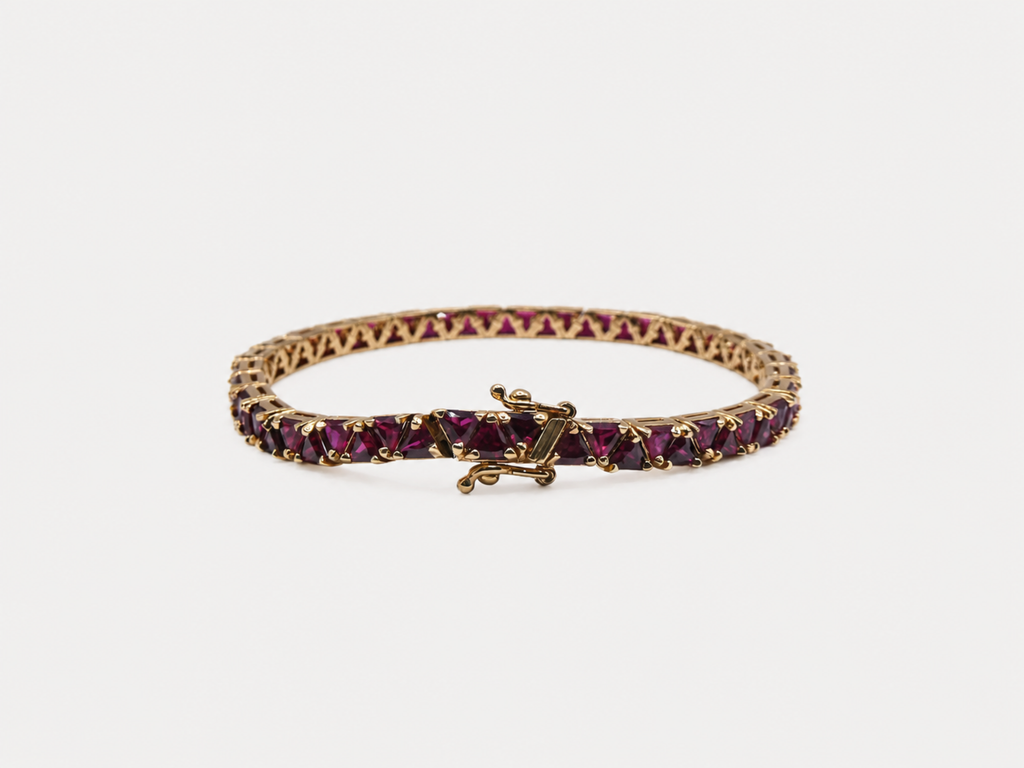 Vintage Gold Red Garnet Trilliant Tennis Bracelet
