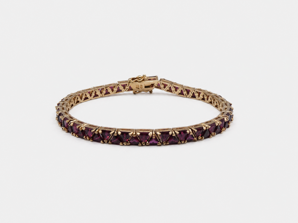 Vintage Gold Red Garnet Trilliant Tennis Bracelet