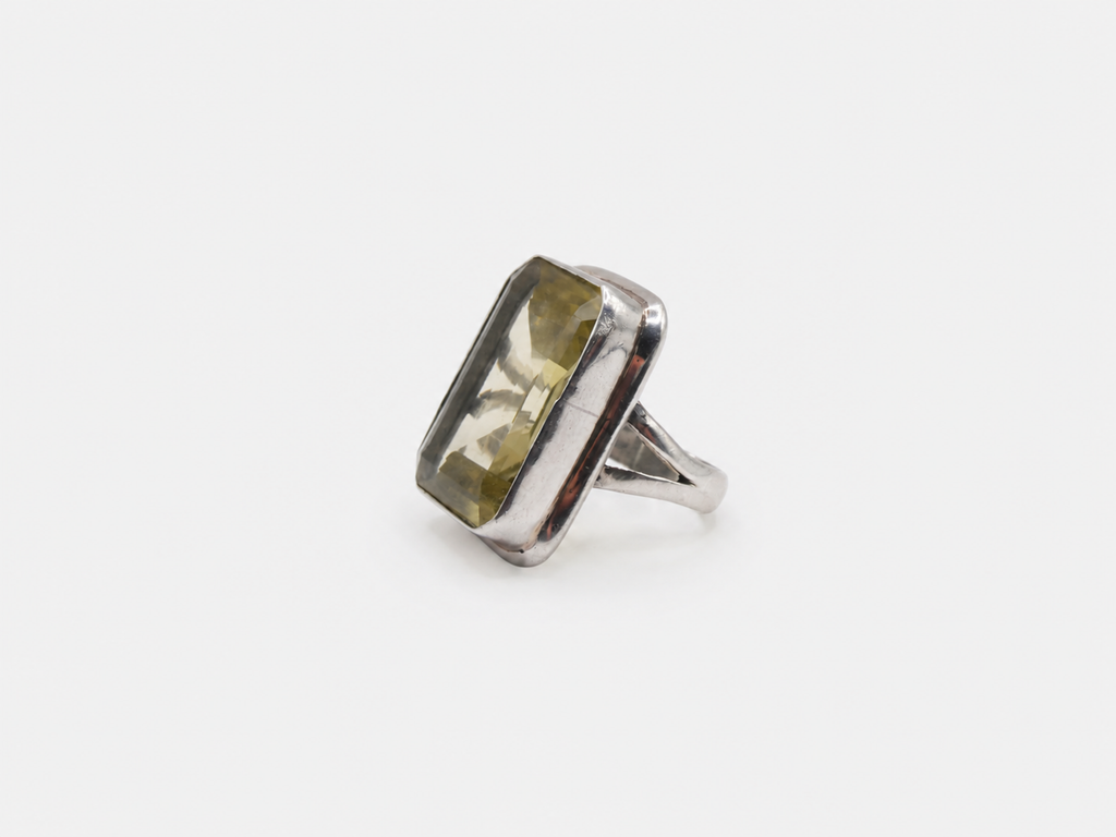 Vintage 15ct Lemon Quartz Silver Statement Ring