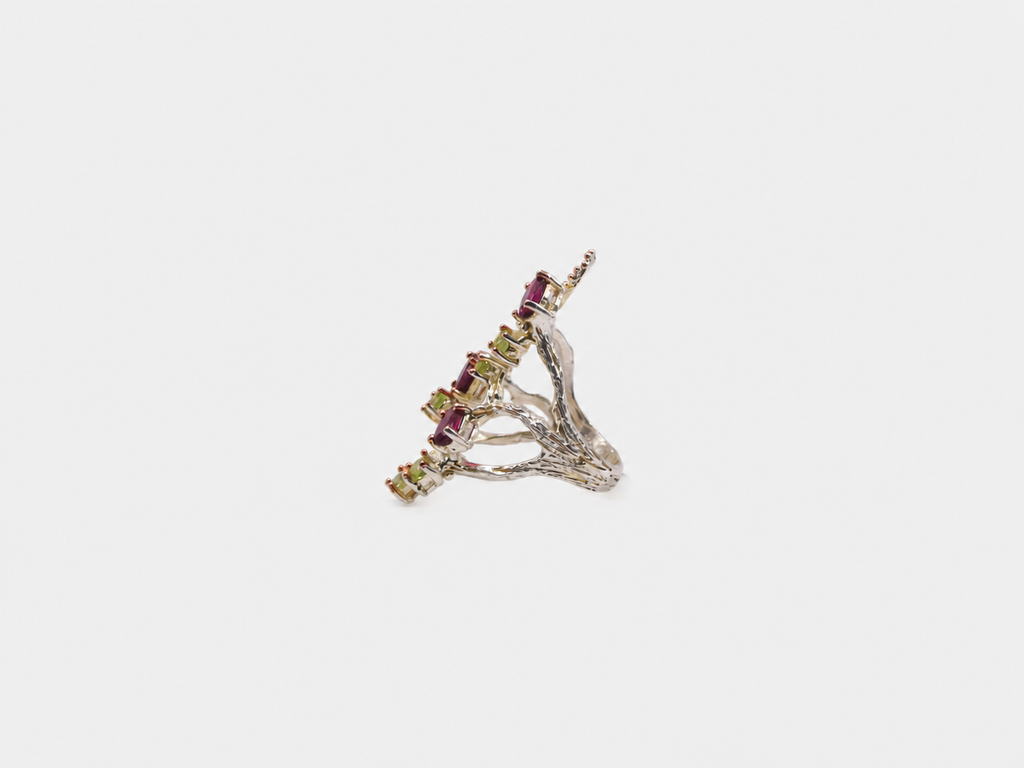 Vintage Silver Rhodalite & Peridot Abstract Teardrop Ring