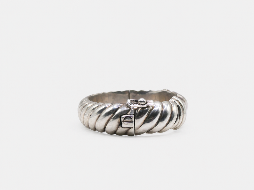 Vintage Silver Modernist Ribbed Bangle Bracelet