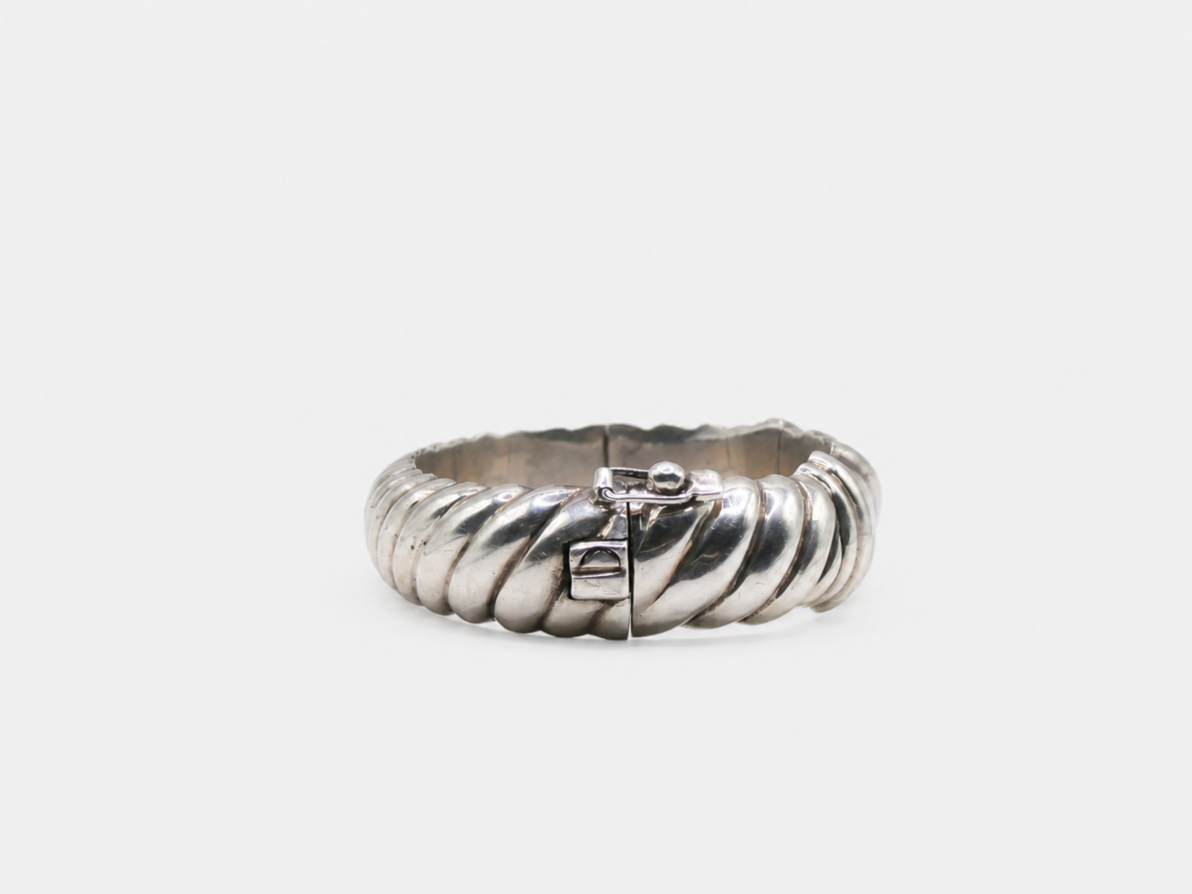 Vintage Silver Modernist Ribbed Bangle Bracelet