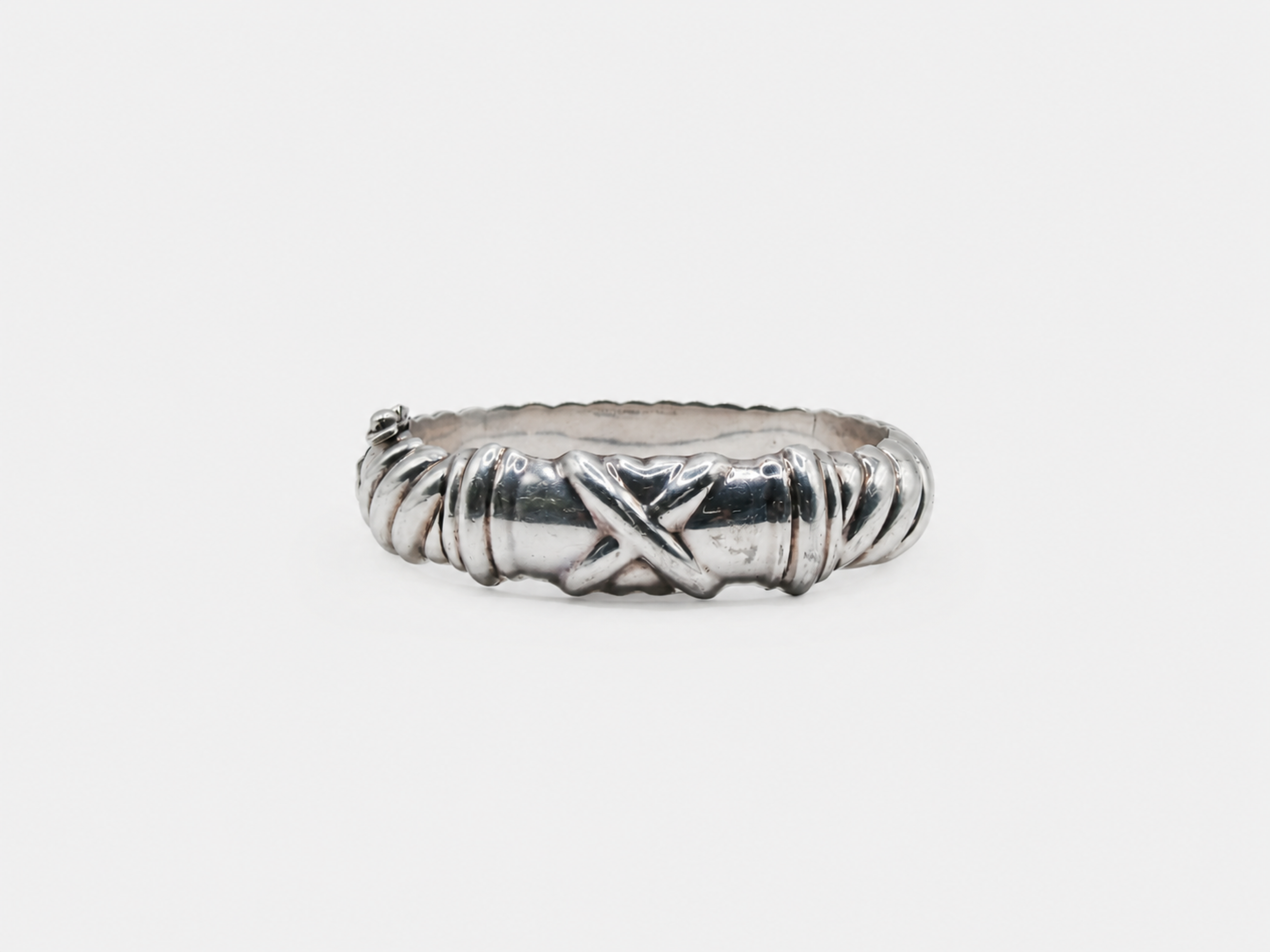 Vintage Silver Modernist Ribbed Bangle Bracelet