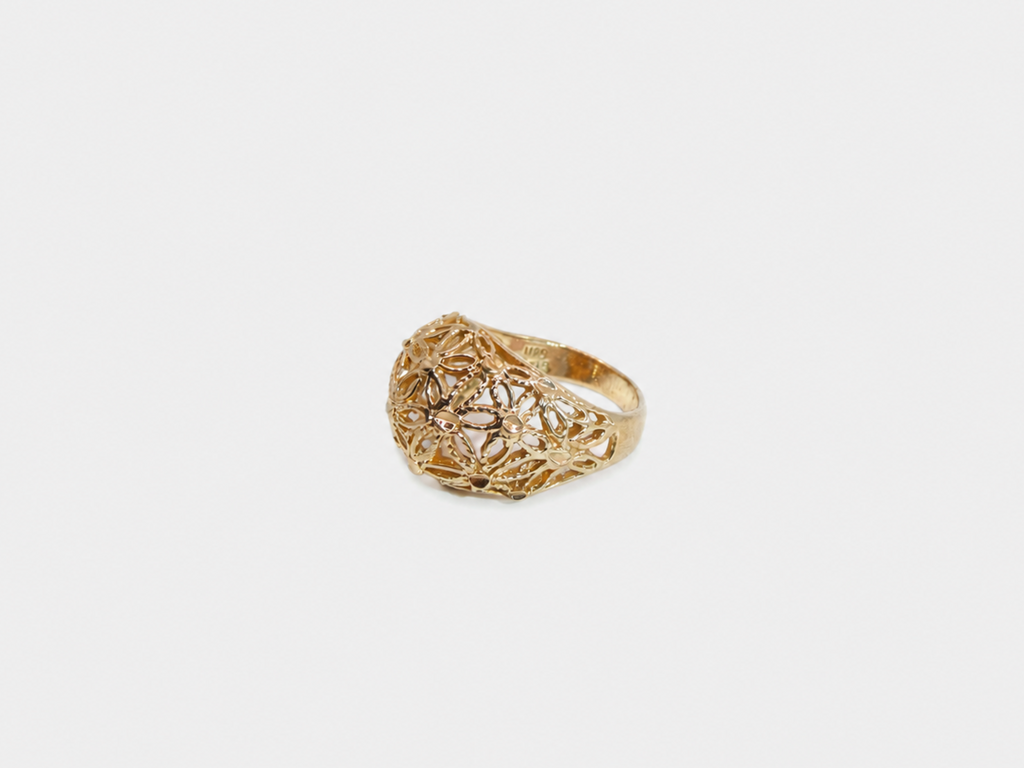 Vintage Gold Flower Filigree Dome Ring