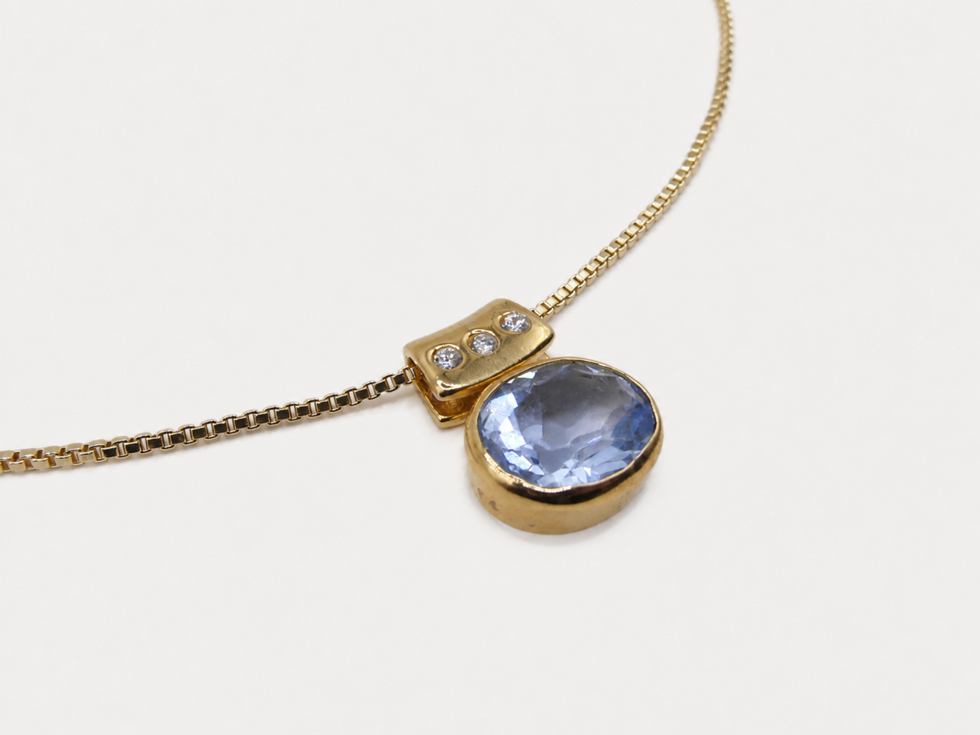 Vintage Gold Blue Spinel Slide Pendant Necklace